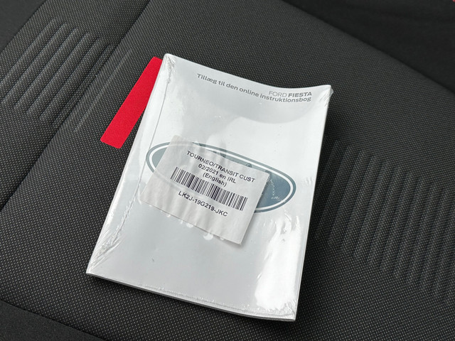 Ford Fiesta 1.0 EcoBoost Hybrid ST-Line X Stoel + Stuurverwarming | Sportvelgen | Clima | Cruise | LED |125 PK|Carplay |Keyless !!