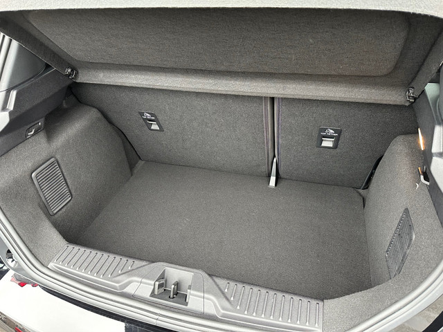 Ford Fiesta 1.0 EcoBoost Hybrid ST-Line X Stoel + Stuurverwarming | Sportvelgen | Clima | Cruise | LED |125 PK|Carplay |Keyless !!