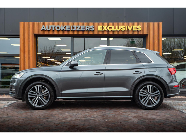 Audi Q5 55 TFSI e quattro Competition Panoramadak Leer 20LM
