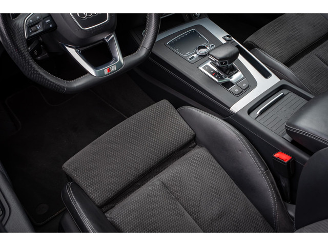Audi Q5 55 TFSI e quattro Competition Panoramadak Leer 20LM