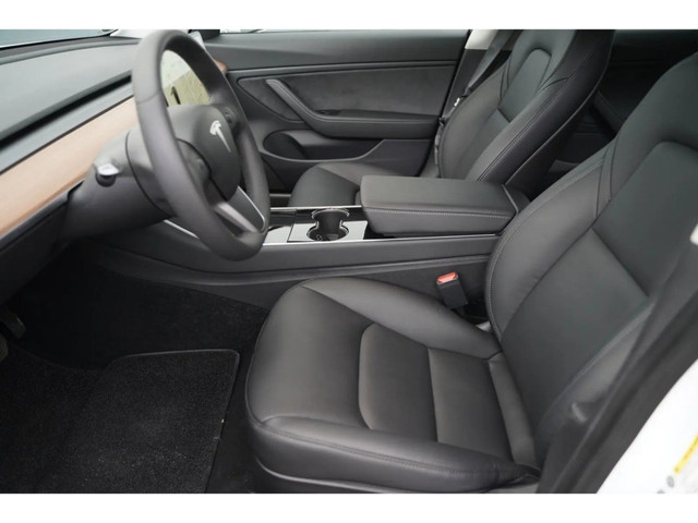 Tesla Model 3 55kWh 325pk Standard Range