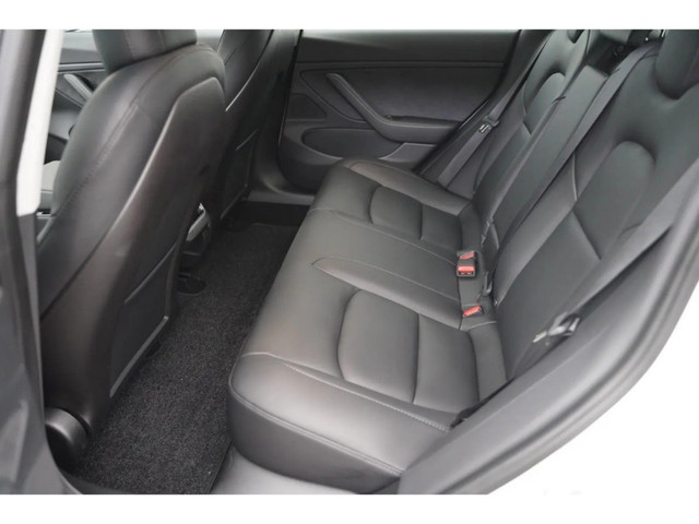 Tesla Model 3 55kWh 325pk Standard Range