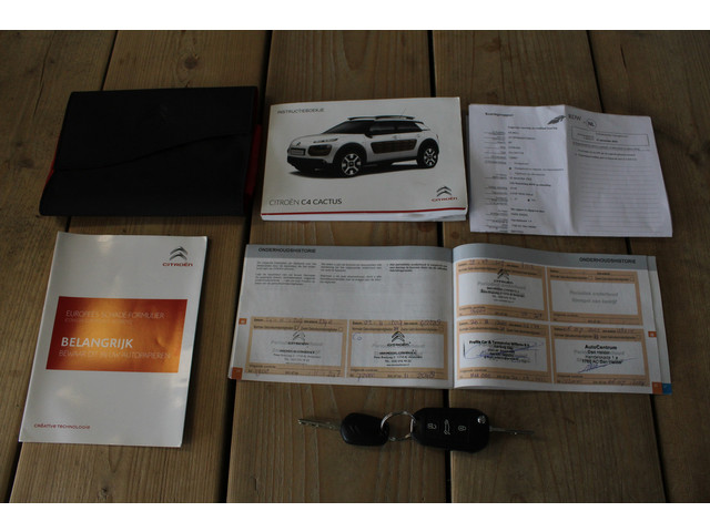Citroen C4 Cactus 1.2 PureTech Business   Panoramadak   Automaat   N.A.P.