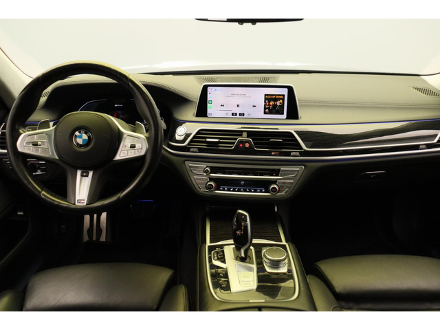 BMW 7 Serie 745e High Executive *M Sport* Xpel Massage 394 pk Panorama dak