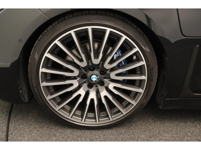 BMW 7 Serie 745e High Executive *M Sport* Xpel Massage 394 pk Panorama dak
