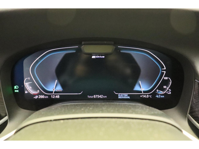 BMW 7 Serie 745e High Executive *M Sport* Xpel Massage 394 pk Panorama dak