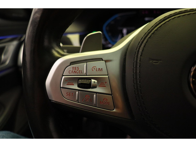 BMW 7 Serie 745e High Executive *M Sport* Xpel Massage 394 pk Panorama dak