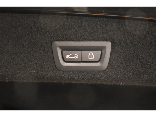 BMW 7 Serie 745e High Executive *M Sport* Xpel Massage 394 pk Panorama dak