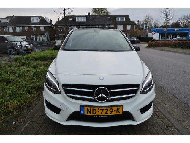 mercedes-benz-b-klasse-180-amg-panoramadak-facelift-navigatie-bluetooth-xenon-led-dealer-onderhouden