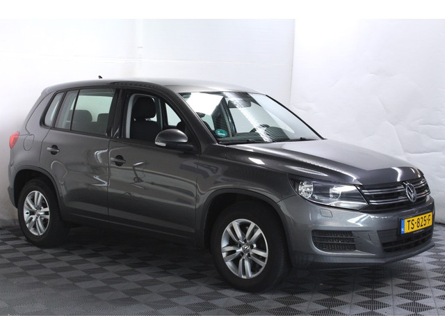 volkswagen-tiguan-1.4-tsi-sportstyle-navi-stoelvw-pdc-cruise--14