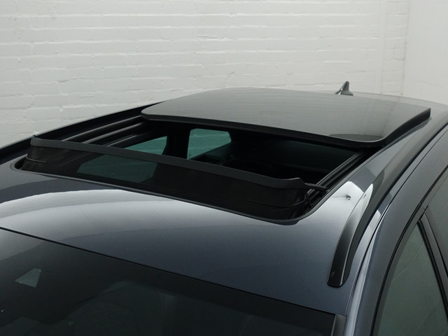 Seat Leon Sportstourer 1.5 eTSI FR Launch Edition Aut- Panoramadak, Beats Audio, Stuur Stoelverwarming, Sfeerverlichting, Ada Cruise, Carp