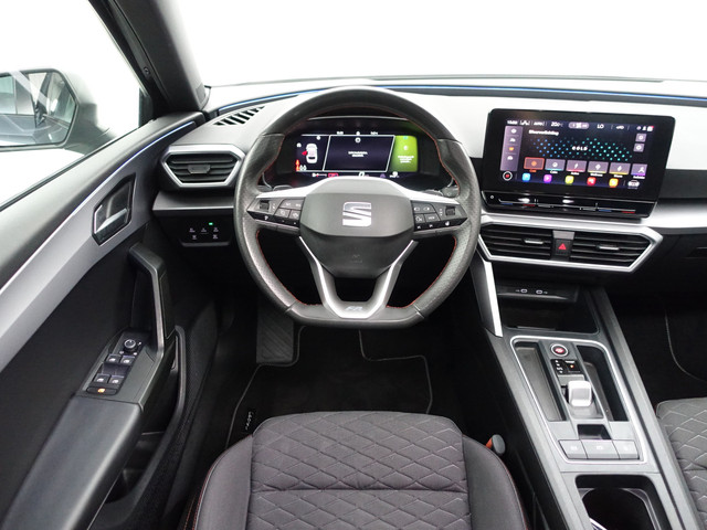 Seat Leon Sportstourer 1.5 eTSI FR Launch Edition Aut- Panoramadak, Beats Audio, Stuur Stoelverwarming, Sfeerverlichting, Ada Cruise, Carp