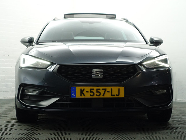 Seat Leon Sportstourer 1.5 eTSI FR Launch Edition Aut- Panoramadak, Beats Audio, Stuur Stoelverwarming, Sfeerverlichting, Ada Cruise, Carp