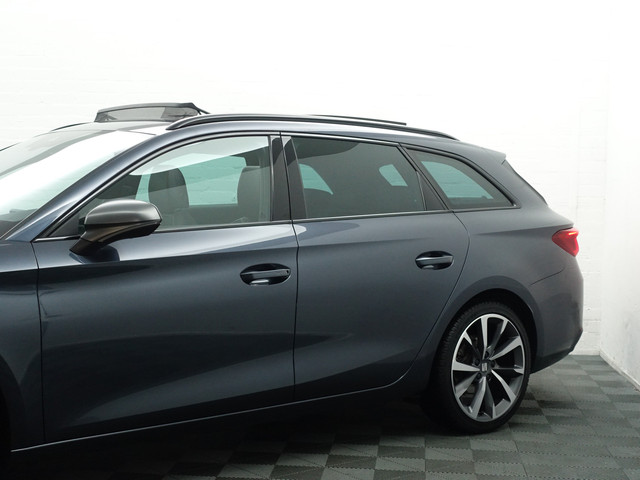 Seat Leon Sportstourer 1.5 eTSI FR Launch Edition Aut- Panoramadak, Beats Audio, Stuur Stoelverwarming, Sfeerverlichting, Ada Cruise, Carp