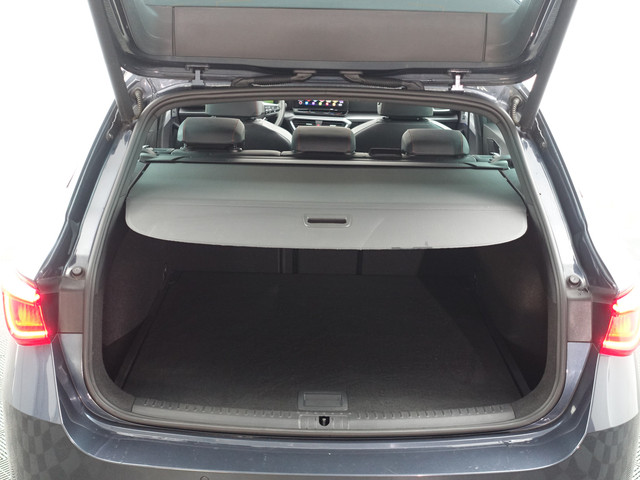 Seat Leon Sportstourer 1.5 eTSI FR Launch Edition Aut- Panoramadak, Beats Audio, Stuur Stoelverwarming, Sfeerverlichting, Ada Cruise, Carp