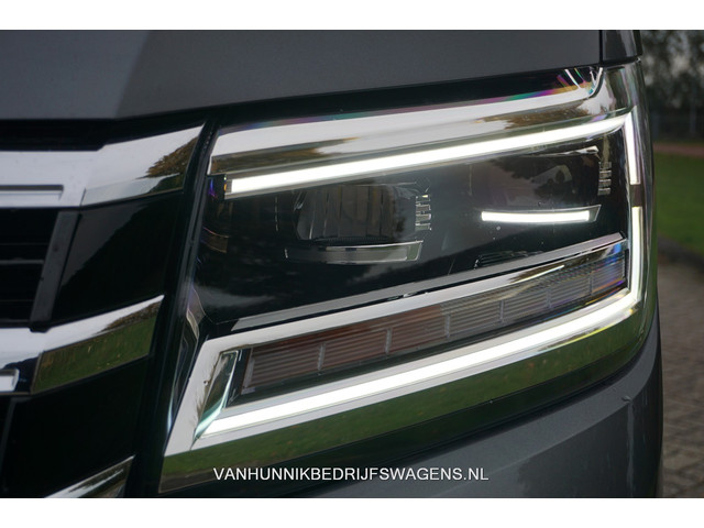 Volkswagen Crafter 35 177PK L3H3 AUT BPM VRIJ!! Airco, Navi, Camera, Gev. Stoel, Alarm, LED!! NR. 936
