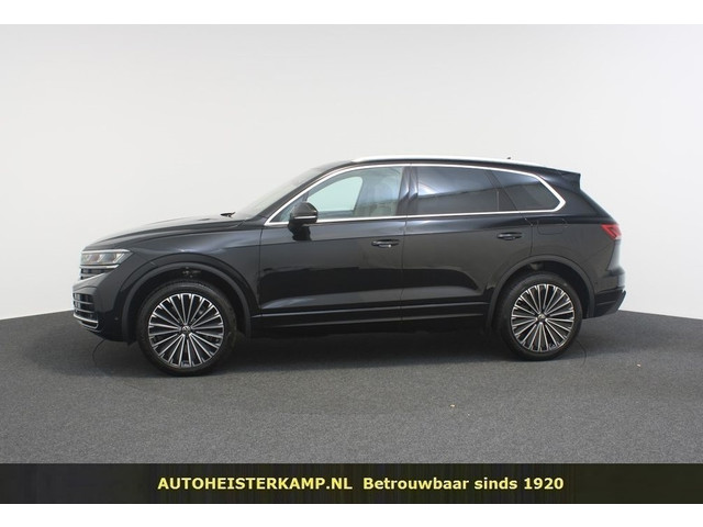 volkswagen-touareg-3.0-tsi-ehybrid-4motion-elegance-acc-luchtvering-massage-stoelkoeling-head-up-panoramadak-21-inch-nachtzicht