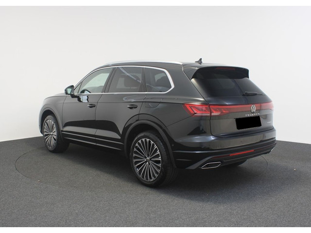 Volkswagen Touareg 3.0 TSi eHybrid 4MOTION Elegance ACC Luchtvering Massage Stoelkoeling Head-Up Panoramadak 21 Inch Nachtzicht