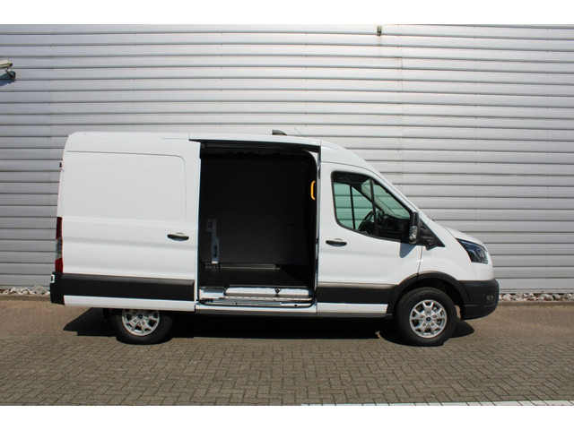Ford E-Transit Trend 350 L2H2 198KW RWD 68KWH
