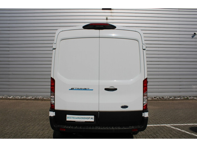 Ford E-Transit Trend 350 L2H2 198KW RWD 68KWH