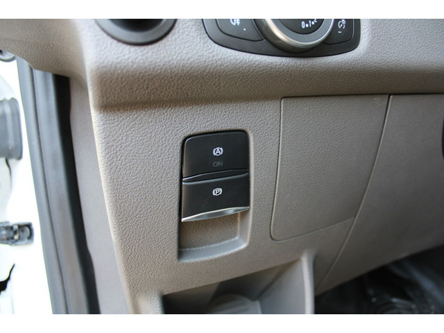 Ford E-Transit Trend 350 L2H2 198KW RWD 68KWH