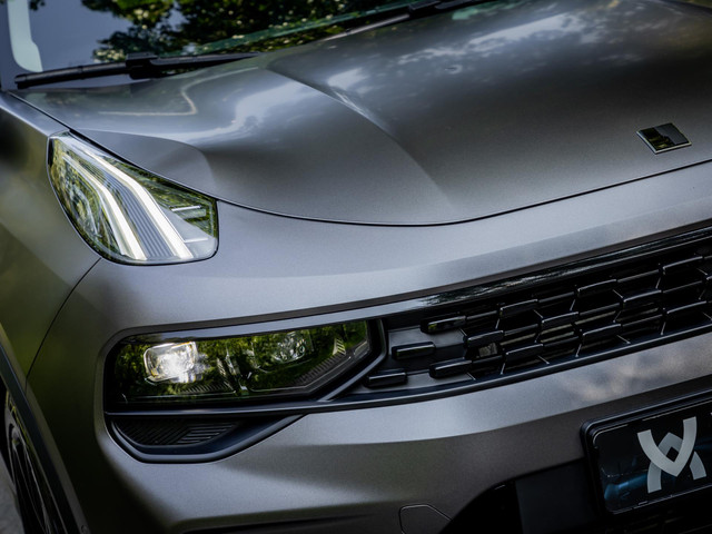 Lynk & Co 01 1.5 Plug-In Hybrid 262pk | Satin Dark Grey | Blacked Out