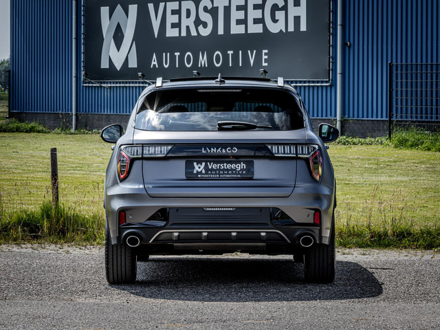 Lynk & Co 01 1.5 Plug-In Hybrid 262pk | Satin Dark Grey | Blacked Out