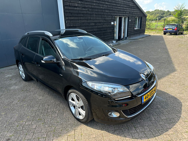 renault-mgane-estate-1.2-tce-bose