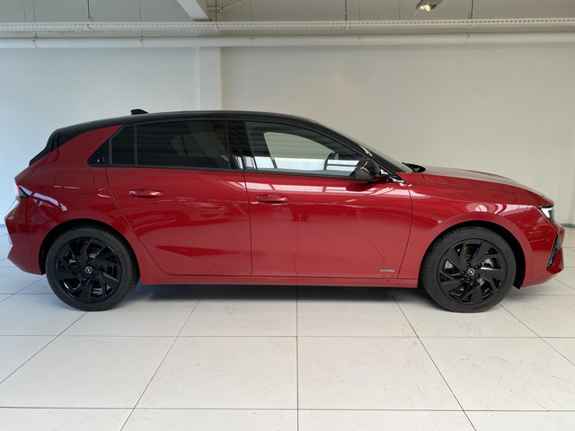 Opel Astra 1.6 TURBO Hybrid 180pk Level 4 (GS) Opel Astra 1.6 TURBO Hybrid 180pk | Ultimate | Navigatie | Head-up Display | 360° Camera |