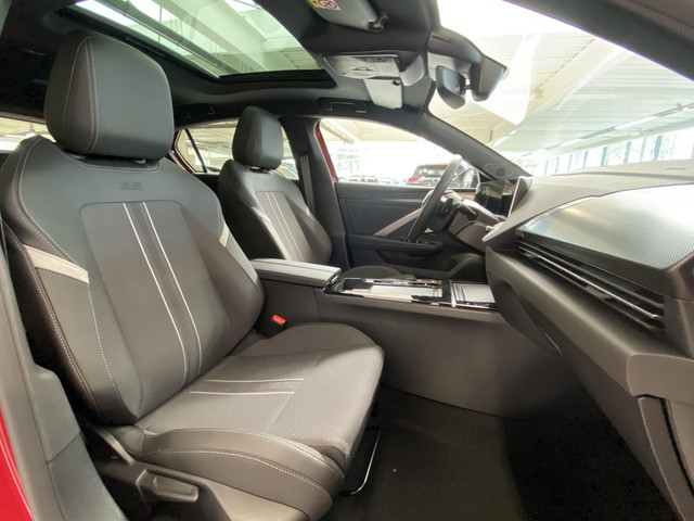 Opel Astra 1.6 TURBO Hybrid 180pk Level 4 (GS) Opel Astra 1.6 TURBO Hybrid 180pk | Ultimate | Navigatie | Head-up Display | 360° Camera |