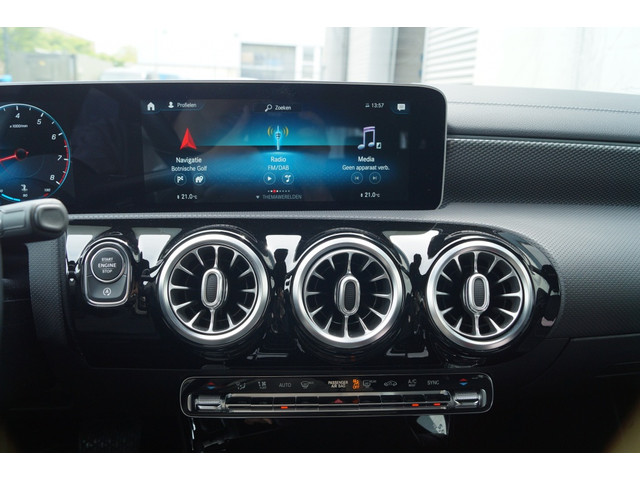 Mercedes-Benz CLA Shooting Brake 200 163pk Business Solution Pro -LEER-
