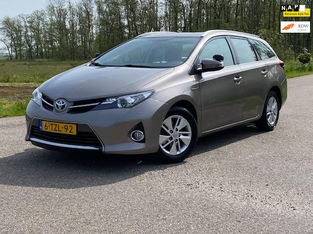 toyota-auris-touring-sports-1.8-hybrid-aspiration-automaat-navi-nap-goed-onderhouden