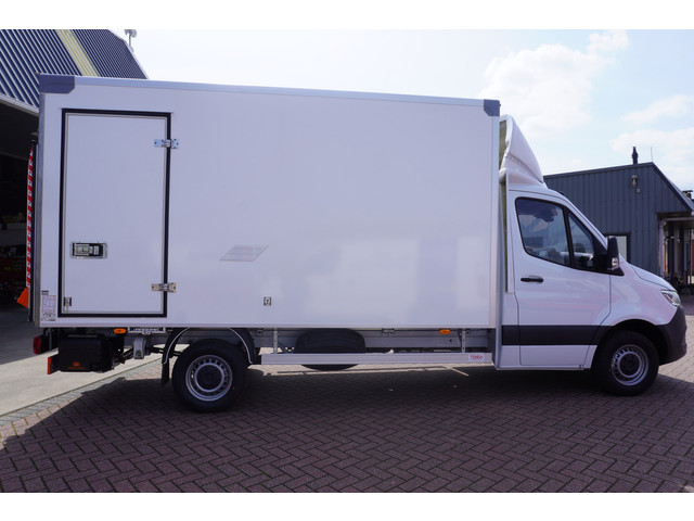Mercedes-Benz Sprinter 319 CDI 191PK Bakwagen met laadklep Automaat Nr. V068 | Airco | Cruise | Apple-Android