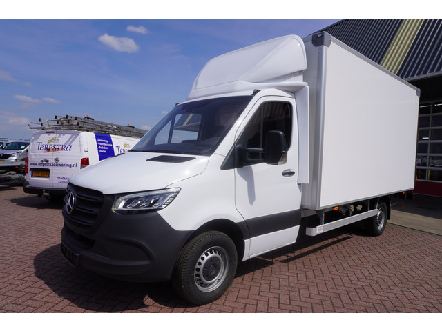 Mercedes-Benz Sprinter 319 CDI 191PK Bakwagen met laadklep Automaat Nr. V068 | Airco | Cruise | Apple-Android