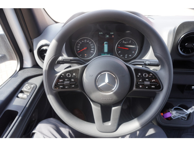 Mercedes-Benz Sprinter 319 CDI 191PK Bakwagen met laadklep Automaat Nr. V068 | Airco | Cruise | Apple-Android