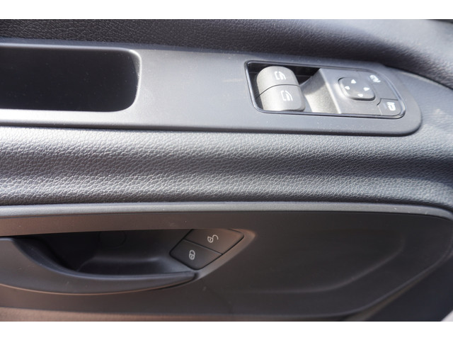 Mercedes-Benz Sprinter 319 CDI 191PK Bakwagen met laadklep Automaat Nr. V068 | Airco | Cruise | Apple-Android
