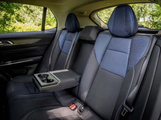 Lynk & Co 01 1.5 Plug-In Hybrid 262pk | Matt Grey | Blacked Out