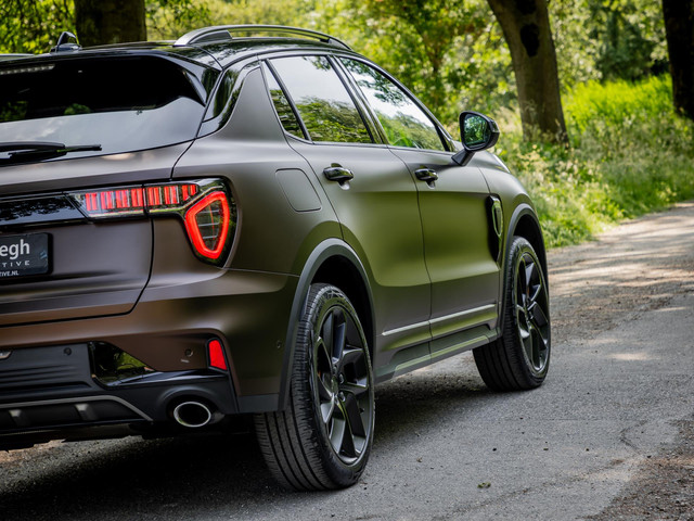 Lynk & Co 01 1.5 Plug-In Hybrid 262pk | Matt Grey | Blacked Out