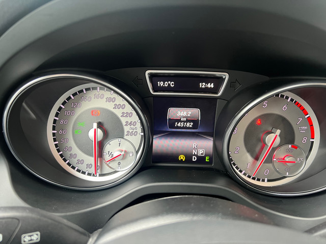 Mercedes-Benz CLA Shooting Brake 180 OrangeArt Edition AUTOMAAT-PANO-NAVI-ALLE OPTIE
