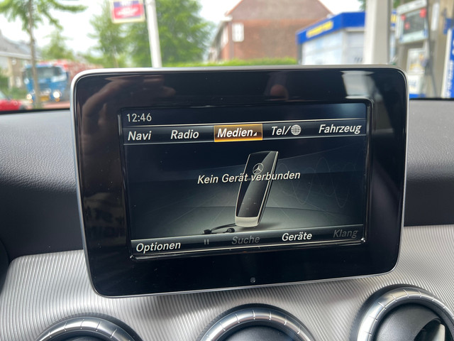 Mercedes-Benz CLA Shooting Brake 180 OrangeArt Edition AUTOMAAT-PANO-NAVI-ALLE OPTIE