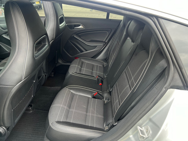 Mercedes-Benz CLA Shooting Brake 180 OrangeArt Edition AUTOMAAT-PANO-NAVI-ALLE OPTIE