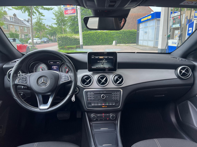 Mercedes-Benz CLA Shooting Brake 180 OrangeArt Edition AUTOMAAT-PANO-NAVI-ALLE OPTIE