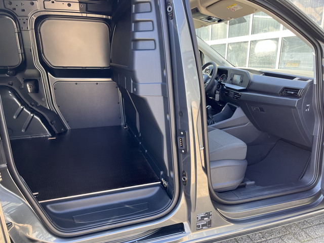 Volkswagen Caddy Cargo 2.0 TDI BPM vrij 4x uit voorraad leverbaar Airco Cruise controle Stuurwielbediening telefoonverbinding Houtenvloer Euro 6