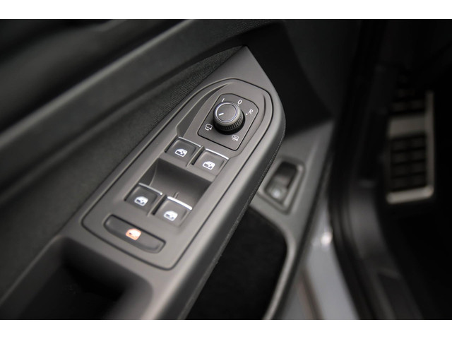 Volkswagen Golf 1.4 TSI PHEV GTE 245pk DSG! 1e|DLR|Panoramadak|Virtual Cockpit|IQ Light LED|Kuipstoelen|NAVI|CarPlay|ACC|Camera|18
