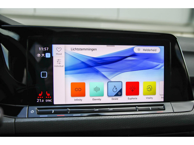 Volkswagen Golf 1.4 TSI PHEV GTE 245pk DSG! 1e|DLR|Panoramadak|Virtual Cockpit|IQ Light LED|Kuipstoelen|NAVI|CarPlay|ACC|Camera|18