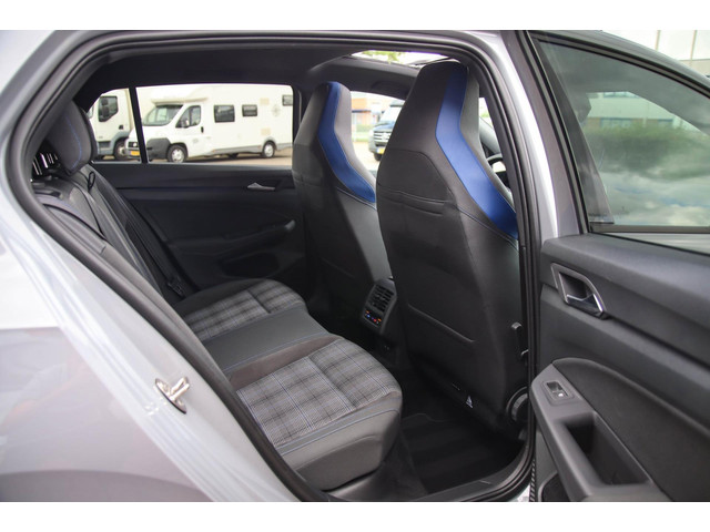 Volkswagen Golf 1.4 TSI PHEV GTE 245pk DSG! 1e|DLR|Panoramadak|Virtual Cockpit|IQ Light LED|Kuipstoelen|NAVI|CarPlay|ACC|Camera|18