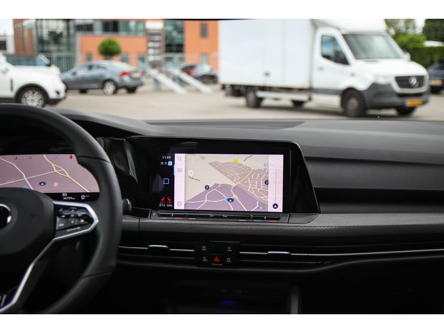 Volkswagen Golf 1.4 TSI PHEV GTE 245pk DSG! 1e|DLR|Panoramadak|Virtual Cockpit|IQ Light LED|Kuipstoelen|NAVI|CarPlay|ACC|Camera|18