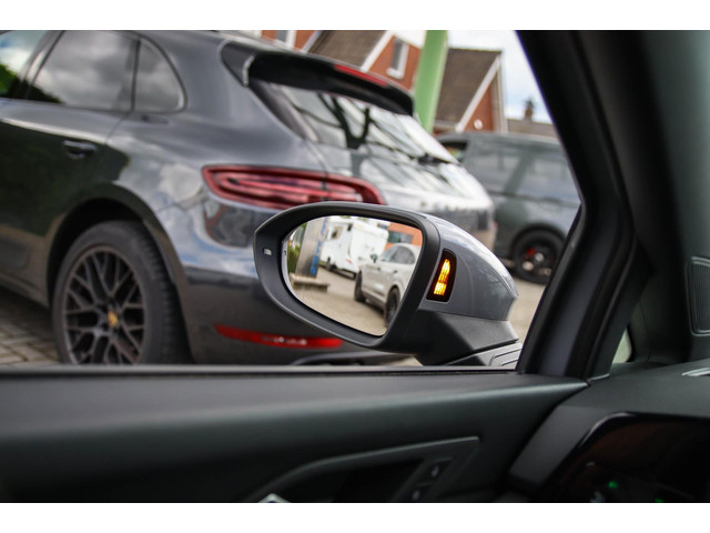 Volkswagen Golf 1.4 TSI PHEV GTE 245pk DSG! 1e|DLR|Panoramadak|Virtual Cockpit|IQ Light LED|Kuipstoelen|NAVI|CarPlay|ACC|Camera|18