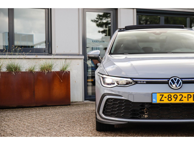 Volkswagen Golf 1.4 TSI PHEV GTE 245pk DSG! 1e|DLR|Panoramadak|Virtual Cockpit|IQ Light LED|Kuipstoelen|NAVI|CarPlay|ACC|Camera|18
