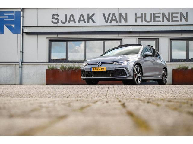 Volkswagen Golf 1.4 TSI PHEV GTE 245pk DSG! 1e|DLR|Panoramadak|Virtual Cockpit|IQ Light LED|Kuipstoelen|NAVI|CarPlay|ACC|Camera|18